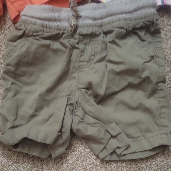 Kids Multi-Color Shorts Set - Picture 6 of 6